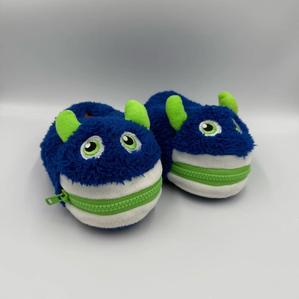 Blue and Green Monster Slippers‎ Wonder Nation Size 9-10